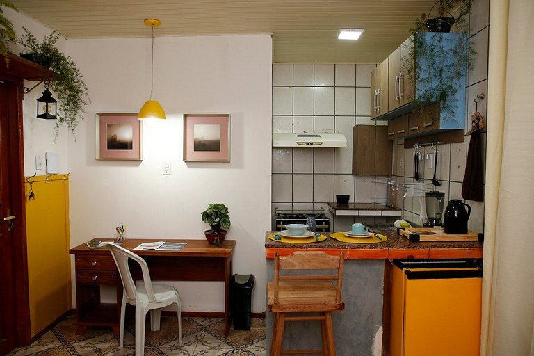 Whole Studio next to Parque da Cidade/Hangar
